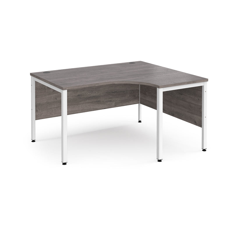 Maestro 25 Ergonomic Desk With Bench Leg - Grey Oak - NWOF